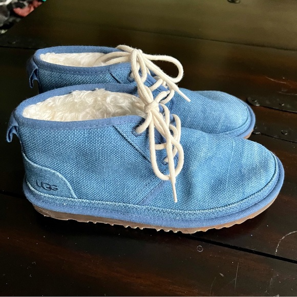 UGG blue canvas low cut boots - Picture 3 of 8